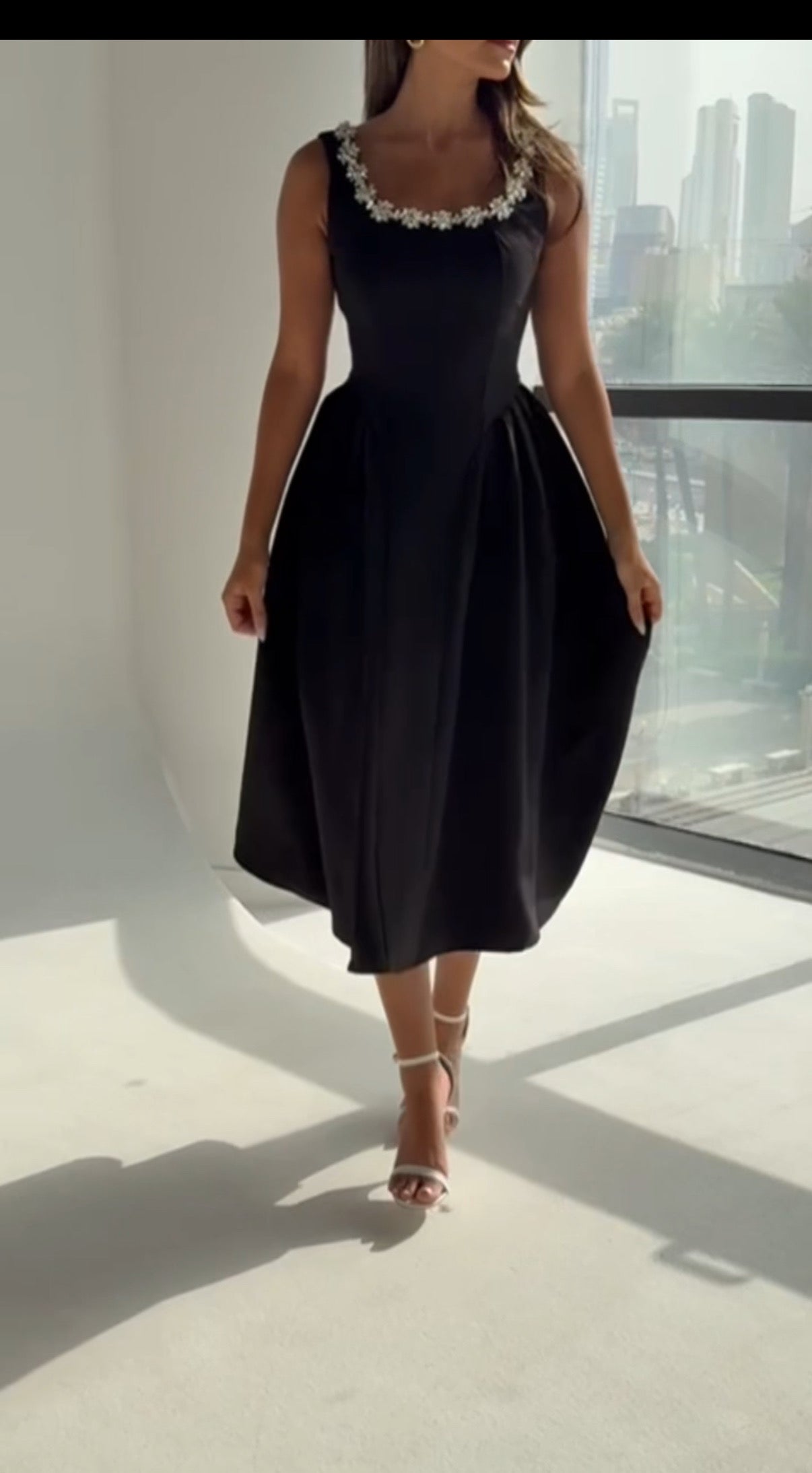 024-Aurora dress in black Fay the label