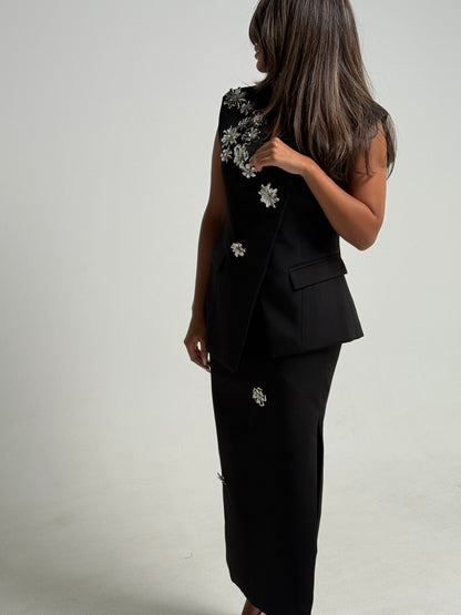 016-Raya set in black Fay the label
